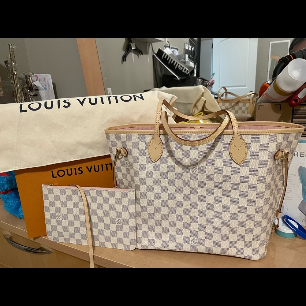 Authentic Louis vuitton Neverfull MM damier azur